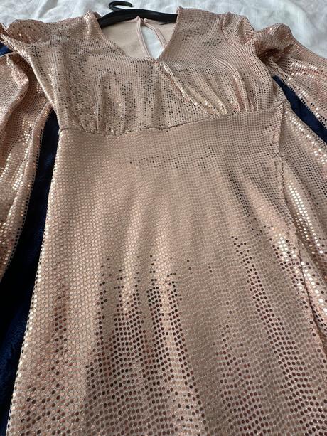 Flitrované zlaté šaty, gate,s