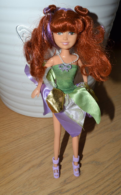 Bábika- víla s krídlami,