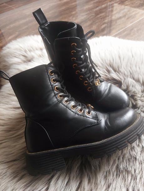 Kotníkové topánky, 31