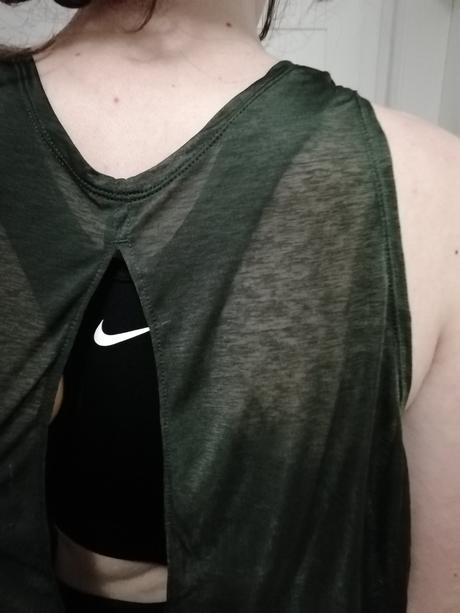 Dámske športové tielko nike, m