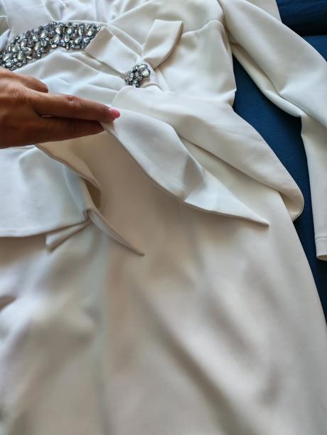 Peplum hrubé kostýmové šaty, xl