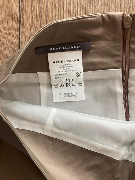 Luxusný kostým rené lezard eur34, 34