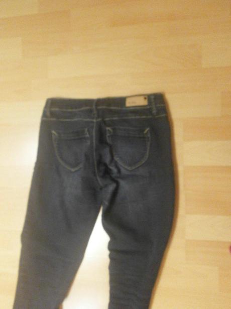 Tmavomodré elastické rifle, s