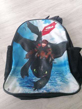 Ruksak ako si vycvičiť draka,