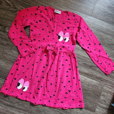 Šaty k pančuškam, 116