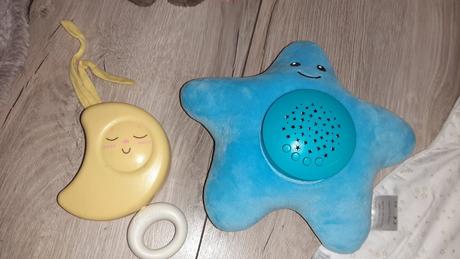 Odsávačka medela, spací vak, podložka babymoov,