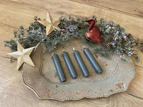 Sviečky olivovo zelené - 4 ks ( sada ), 