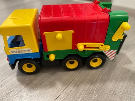 Wader smetiarske auto,
