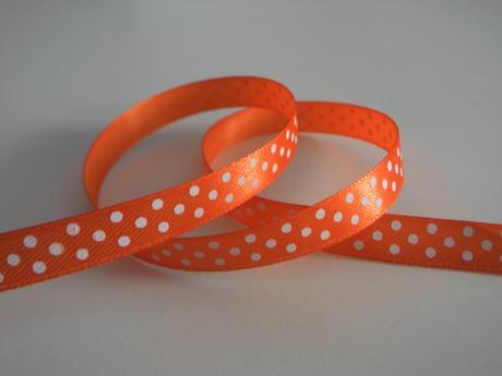 Stuha bodky 10 mm oranžová, 