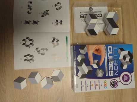 Illusion cubes, 
