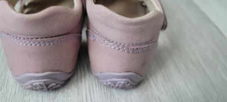 Sandálky, lasocki,21