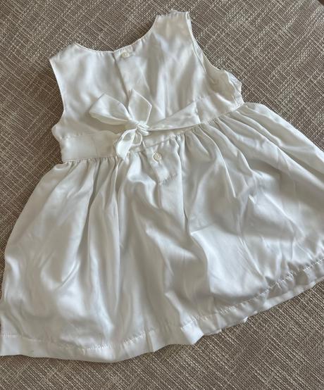 Šaty pre bábätko, 56