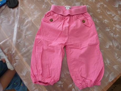 Dievcenske nohavice, 74