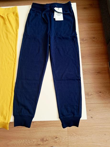 Teplaky h&m v.140, h&m,140