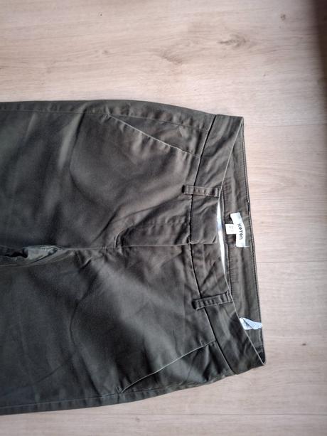 Dámske nohavice olivivej farby vel.34, 34