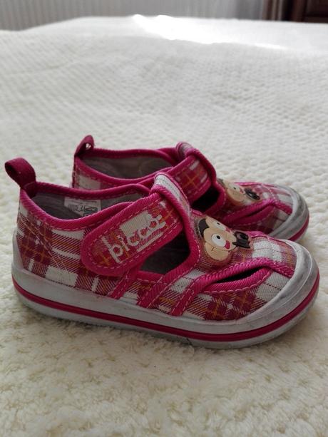 Perfisne tenisky, papucky, 23