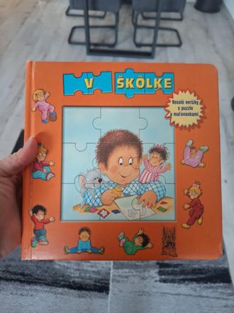Knizka o skolke s versikmi a puzzle, 