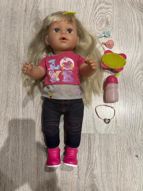 Babika baby born - starsia sestricka, 