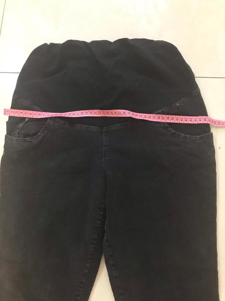 Tehotenské nohavice, l