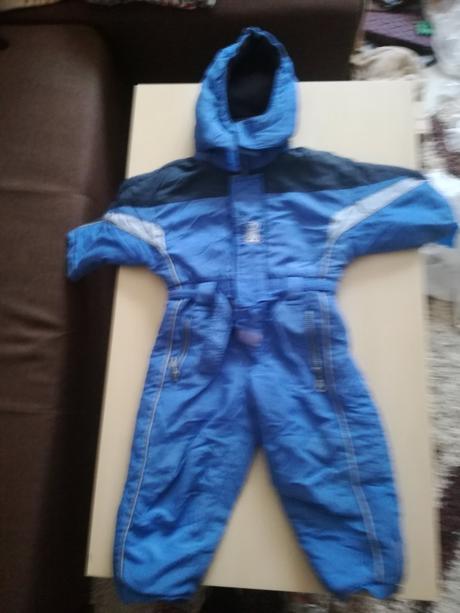 Overal s kapucou, 98