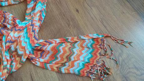 Pestrofarebná šatka, 