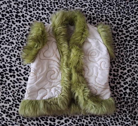 Vestička s kožušinkou, 98