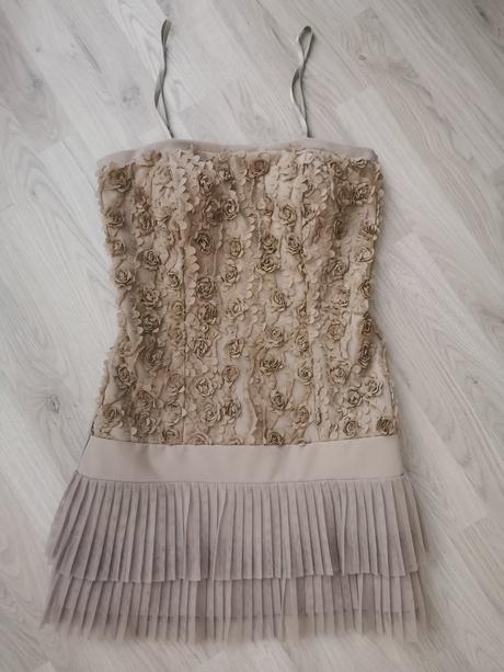 Šaty rinascimento, s