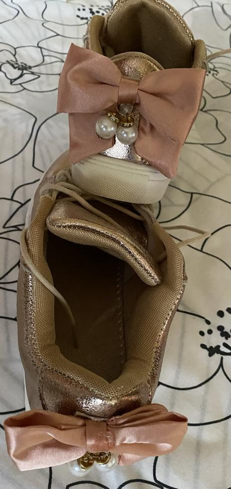 Zlaté topánky - tenisky v. 35, 35