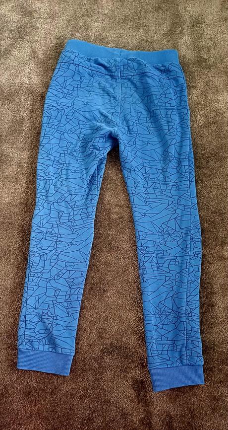 Teplaky v.128/134, 128