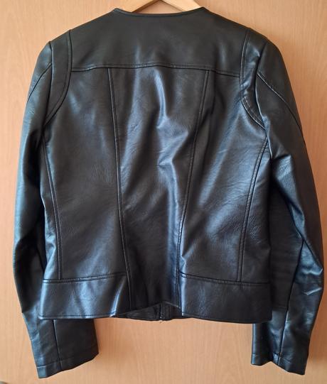 Cierna kozenkova bunda reserved 40, reserved,40