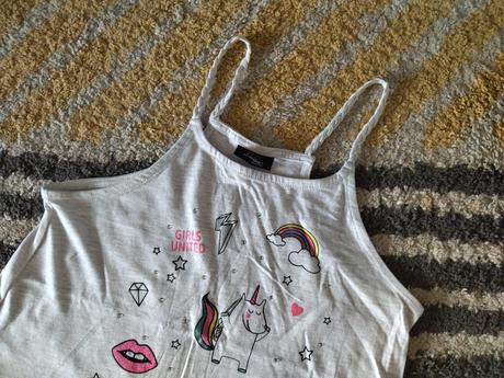 Tielko s obrázkami 146/152, takko,146