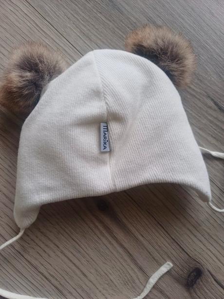 Hrubá čiapočka, marika,<50