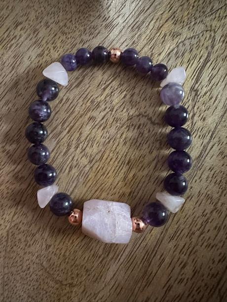 Náramok ochrany a lásky (ametyst+kunzit+ruženín),