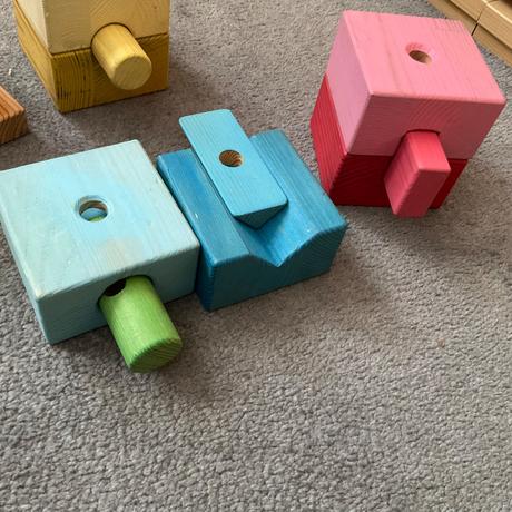 Drevena stohovacia veza tora, 