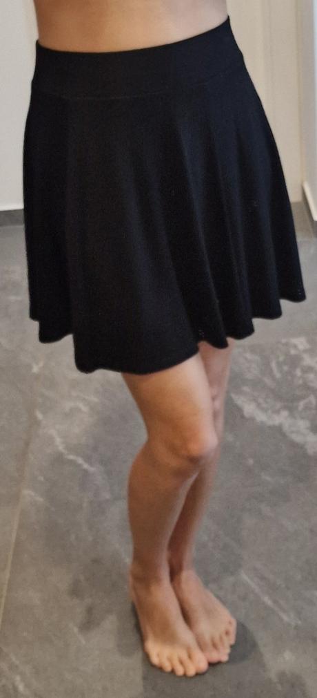 Suknička divided, veľ. s, top stav, s