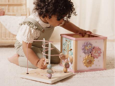 Little dutch kocka s aktivitami drevená fairy gard,