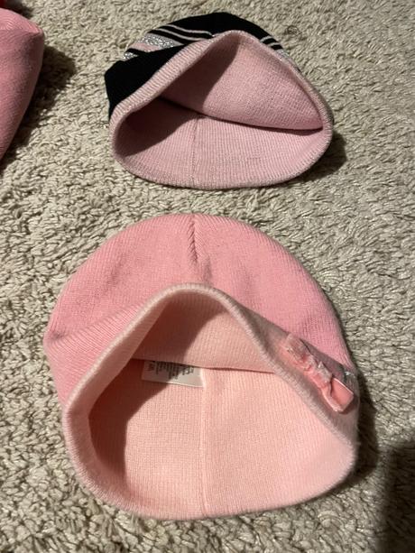 Čiapky+supravy hello kitty 5-8 r, hello kitty,128