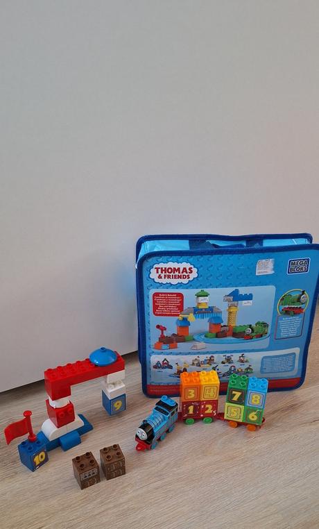 Mega bloks stavebnice vláčik tomáš,