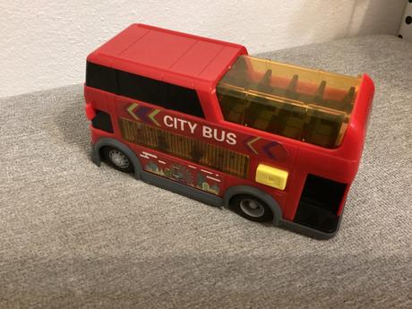 Autobus so svetlom a zvukom,