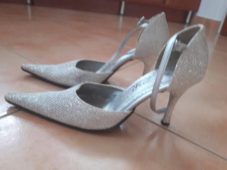 Dámske sandále, 37