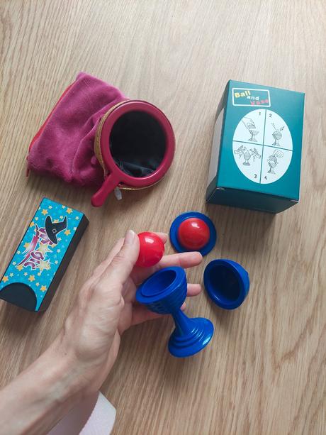 Kuzelnicke triky magic tricks, 