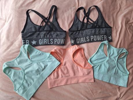 Športové podprsenky na 11-12 rokov, 146