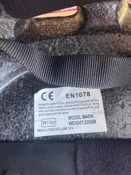 Prilba dievčenská kellys, s