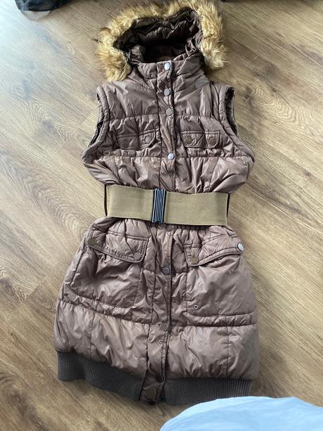 Zimná bunda a vesta s opaskom, 40