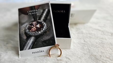 Pandora pozlátený prsteň s korunkou a krištáľom, pandora