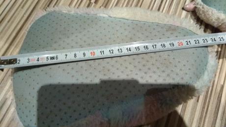 Predám detské papuče, 35