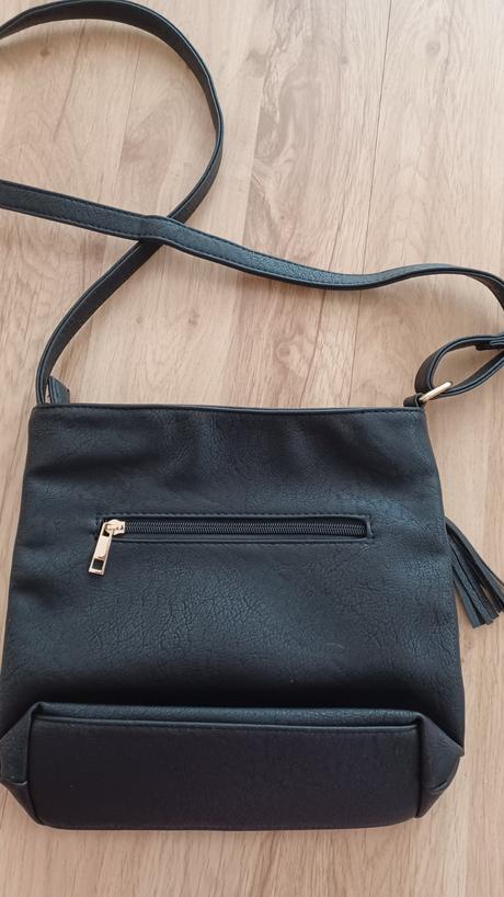 Crossbody kabelka,