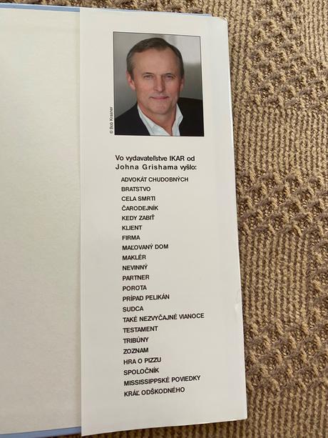 Strhujúci triler, detektívka advokáti john grisham,