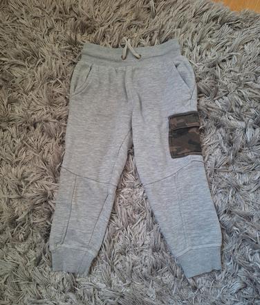 Tepláky, primark,98