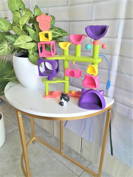Littlest pet  shop cat, 